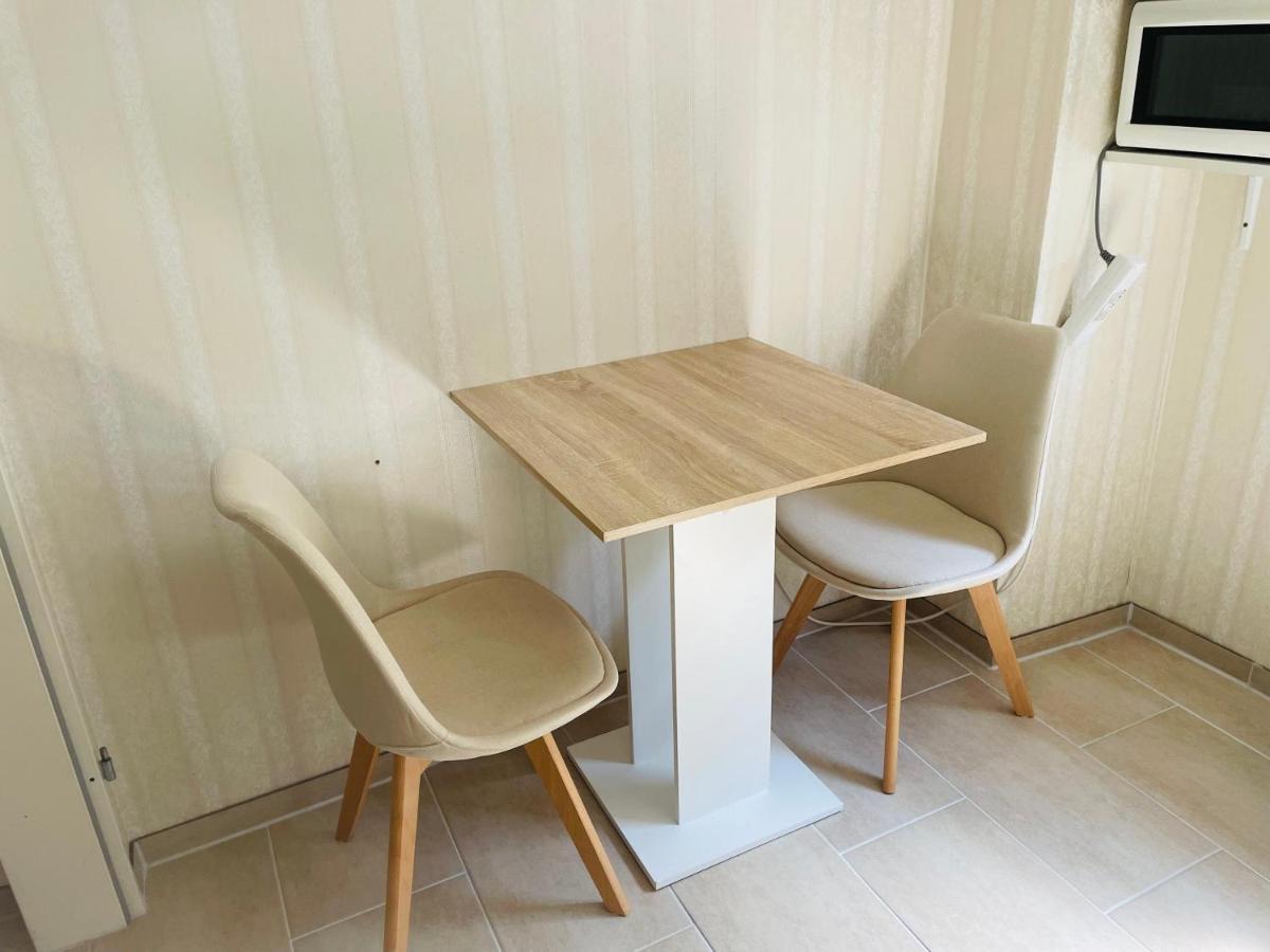 Privatunterkunft Mit Bad Und Kueche In Seenaehe Цюлпих Екстериор снимка